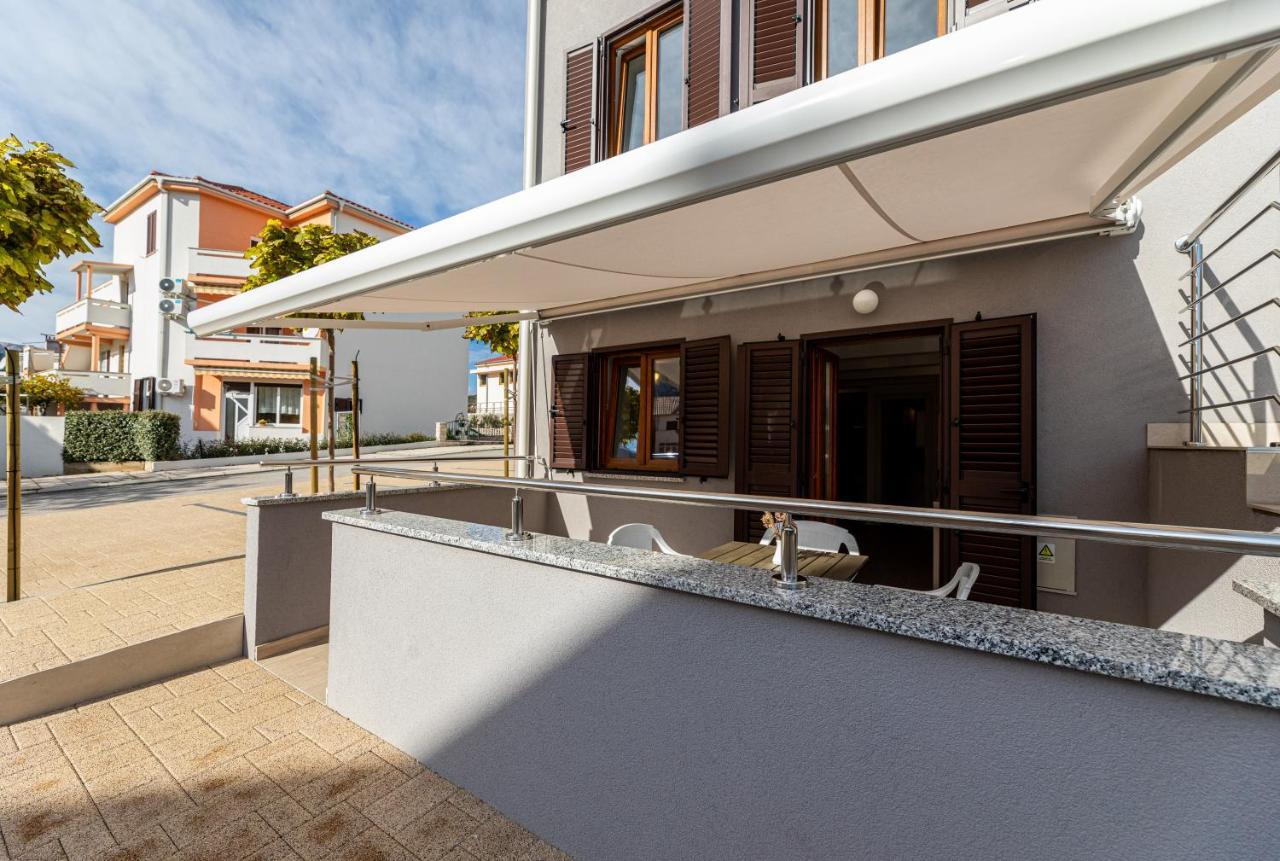Apartments Crnekovic III Baska  Exterior photo