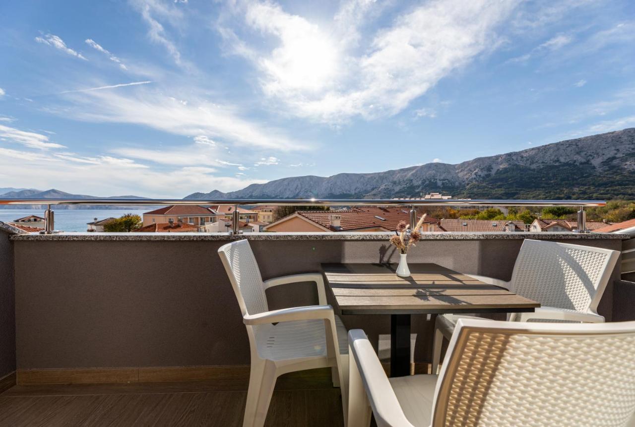Apartments Crnekovic III Baska  Exterior photo