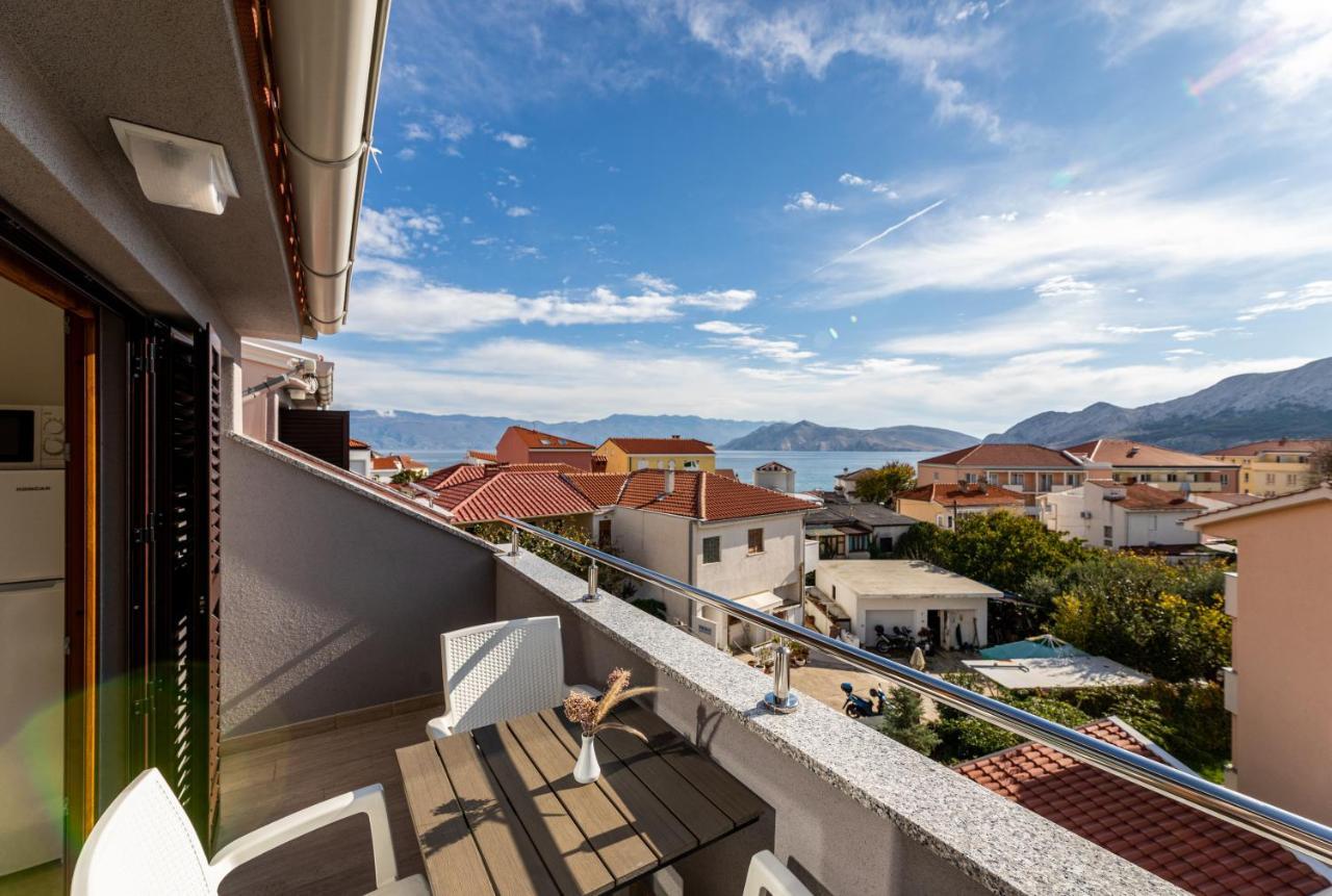 Apartments Crnekovic III Baska  Exterior photo