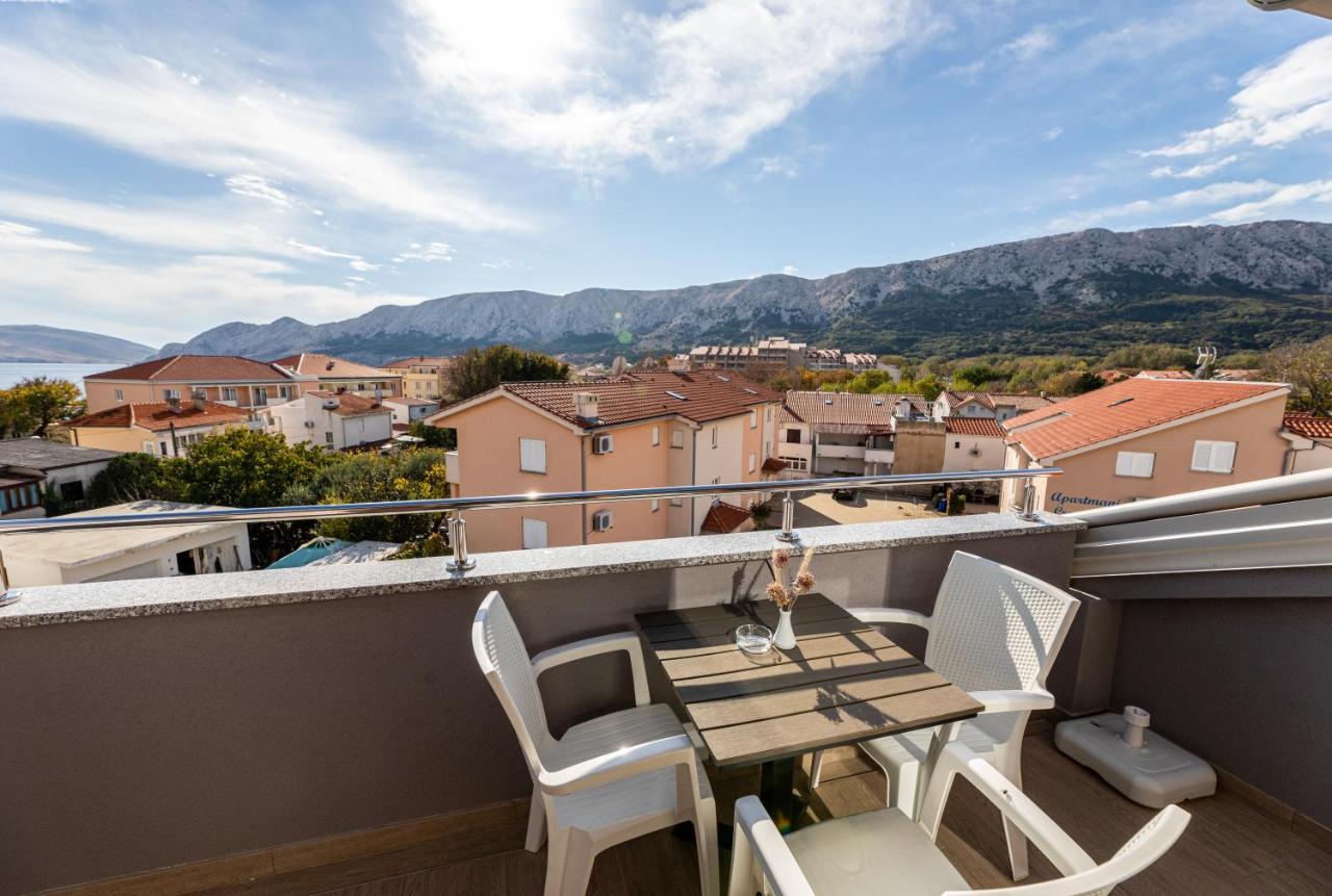 Apartments Crnekovic III Baska  Exterior photo
